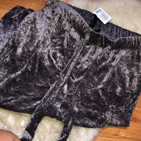 Out from Under velvet pants - Picture 4 of 4